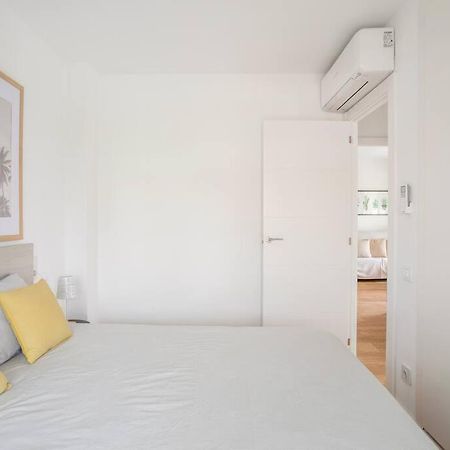 Sea View, Pool, Free Parking, Wifi, Port Aventura Apartment Salou Bagian luar foto