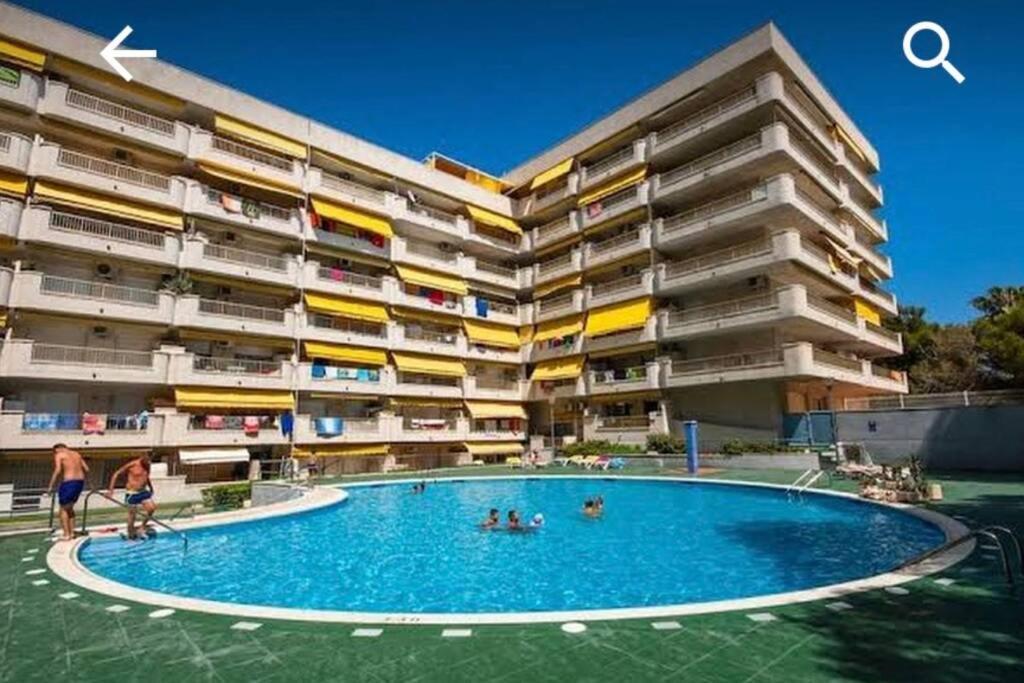 Sea View, Pool, Free Parking, Wifi, Port Aventura Apartment Salou Bagian luar foto