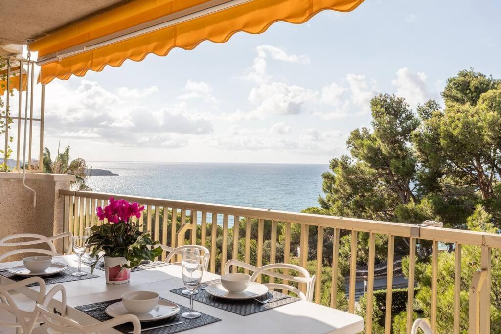 Sea View, Pool, Free Parking, Wifi, Port Aventura Apartment Salou Bagian luar foto