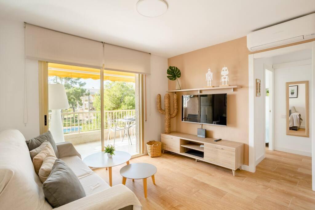 Sea View, Pool, Free Parking, Wifi, Port Aventura Apartment Salou Bagian luar foto