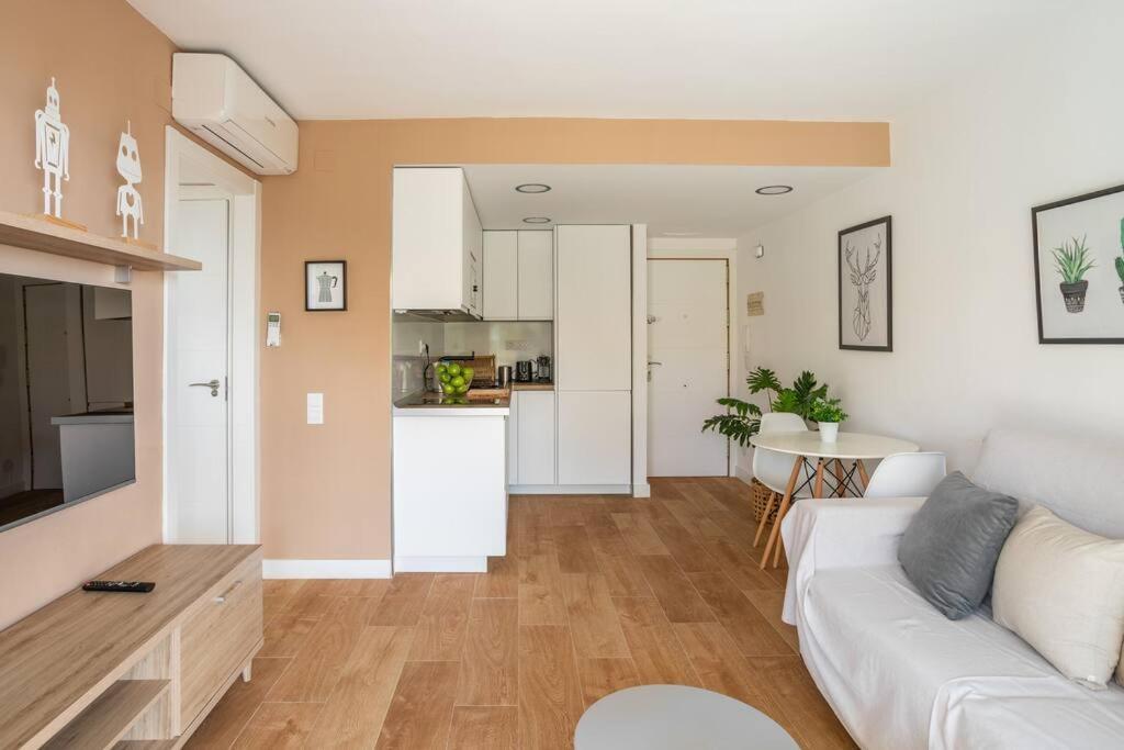 Sea View, Pool, Free Parking, Wifi, Port Aventura Apartment Salou Bagian luar foto